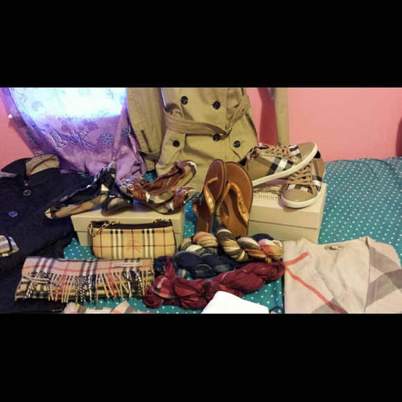 COME VISIT MY CLOSET!!!! - Picture 2 of 3