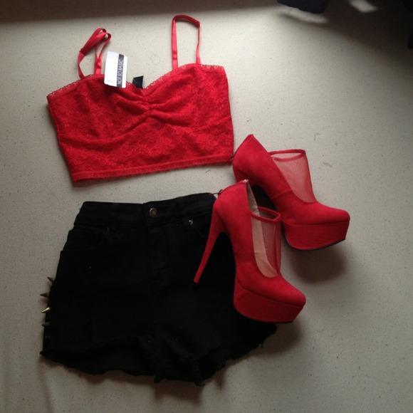 Red lace cropped top