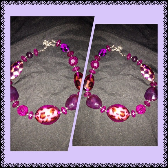 👑Pretty💅Purple 👑Necklace💅