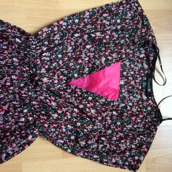 NWOT Forever 21 Floral Baby Doll Top - Picture 3 of 4