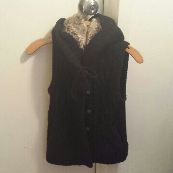 Sweater Vest
