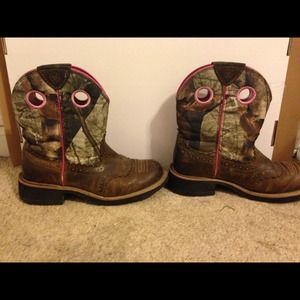 Ariat fat baby cowgirl boots