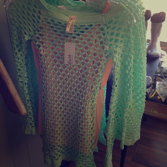 Mint Hole Shirt!