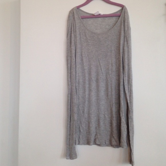 Super soft gray shirt