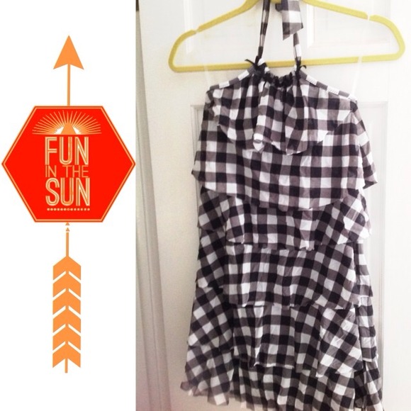 💕Betsey Johnson | Gingham coverup ⬛️⬜️