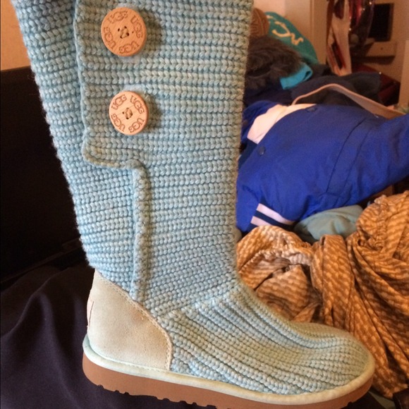 **SOLD** Uggs
