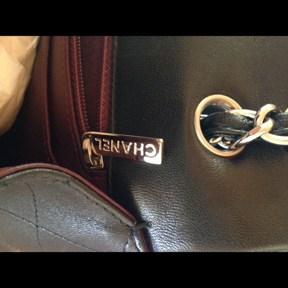 💰💰💰SOLD💰💰💰CHANEL maxi lambskin classic bag. - Picture 3 of 4