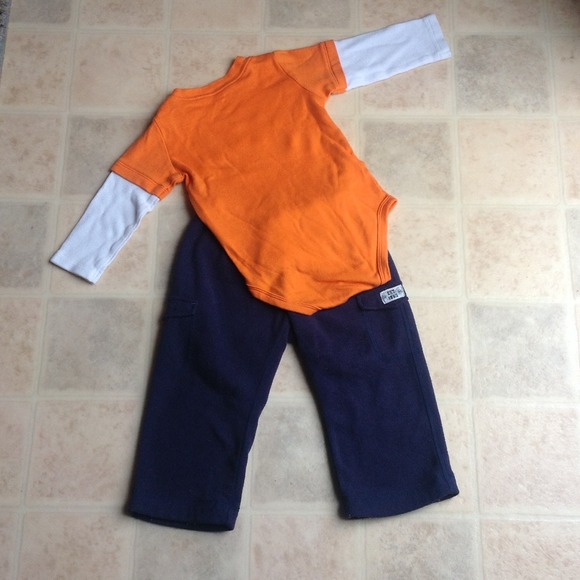 2pc. Carter's Outfit - Picture 3 of 4