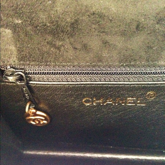NWT RARE Chanel Black Suede & Gold Metal Bag. - Picture 4 of 8