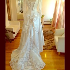 Vintage wedding gown!