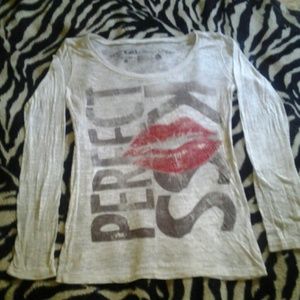 L.O.L. Vintage Perfect Kiss long sleeve shirt