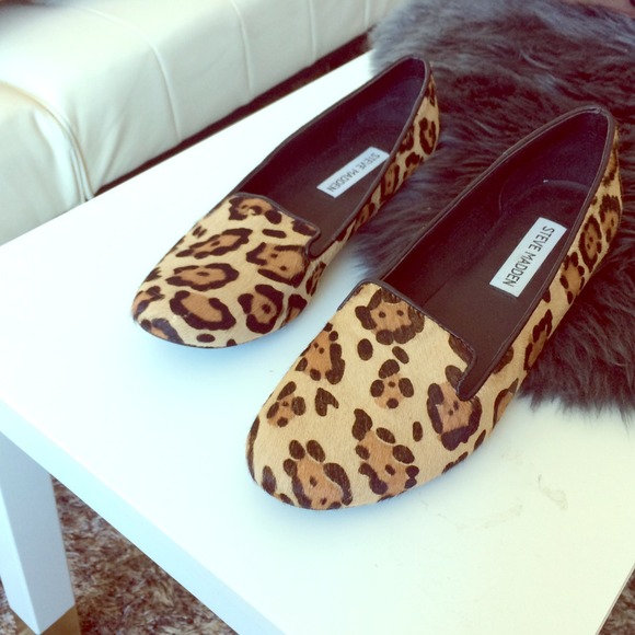 BRAND NEW. Steve Madden cheetah flats. SZ 7.5