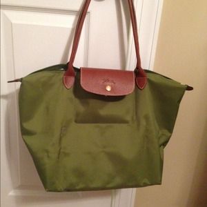 Large longchamp tote!