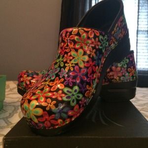 Dansko Flower Power