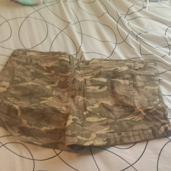 Camo shorts. - Picture 2 of 2