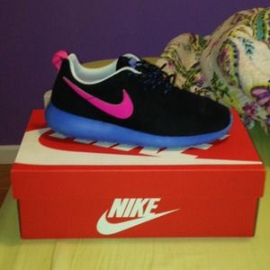 Nike roshe run
