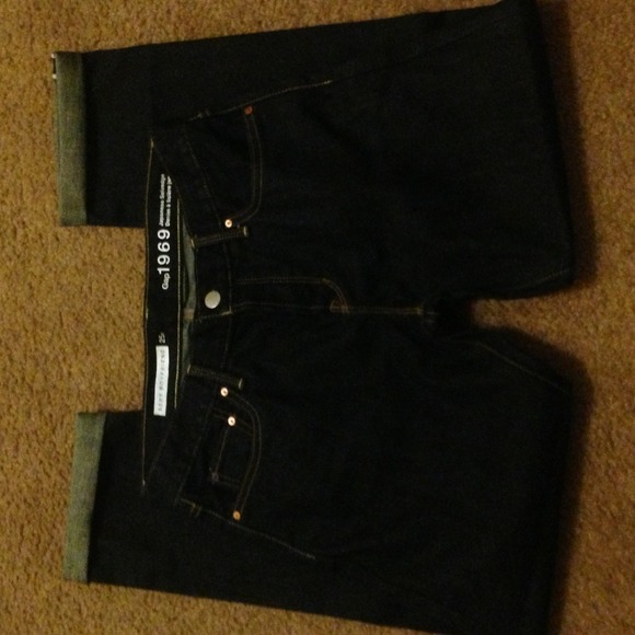 NWOT Gap Boyfriend Jeans - Picture 1 of 4