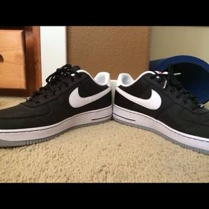Nikes size 8
