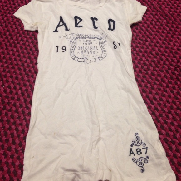 Aeropostale t shirt