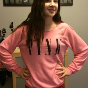 🌀TRADED🌀Victoria's Secret shirt