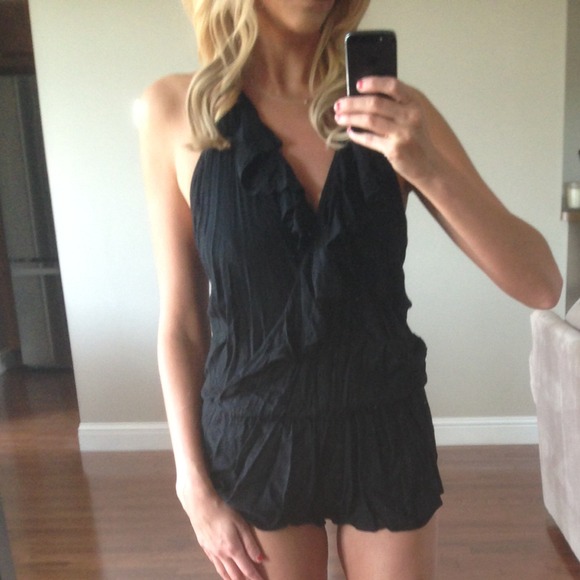 *SOLD* Ruffled romper *bundled for lindseytodd*