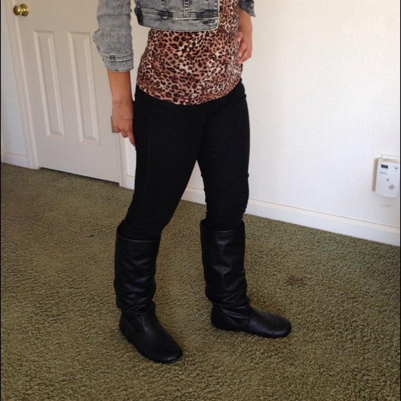 Chic Faux Leather Boots - Picture 4 of 4