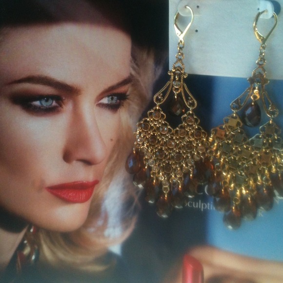 Gold tone  & Topaz chandelier earrings new