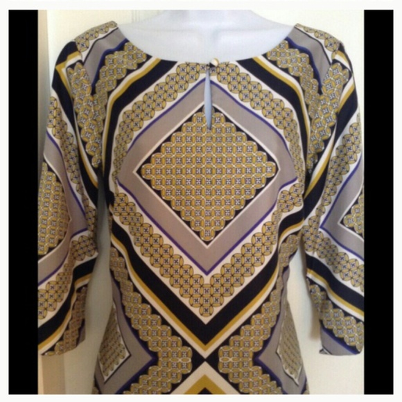 Stylish printed dress - Picture 2 of 3