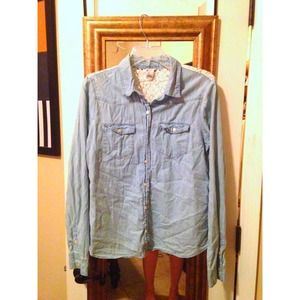 forever 21 denim button up 🎀