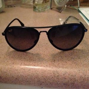 Maui Jim Aviator Sunglasses "honomanu"