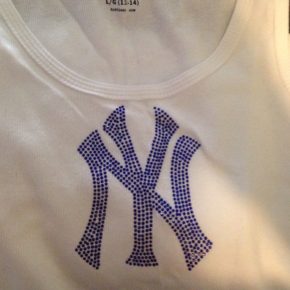 Yankees Rhinestone Tank - Picture 2 of 2