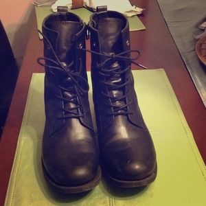 Nine West black boots