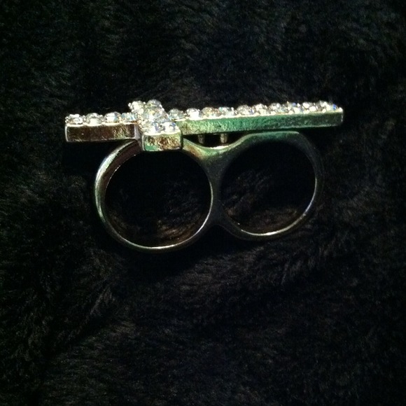 Bling cross ring - Picture 2 of 2