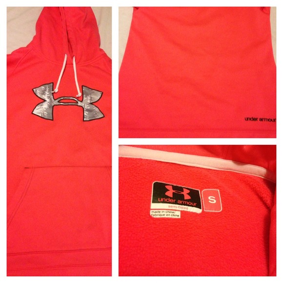 Pink "Under Armour" hoodie