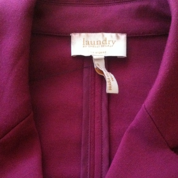 Laundry - Picture 2 of 4