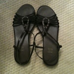 ☀ Simple Strapped Sandals☀
