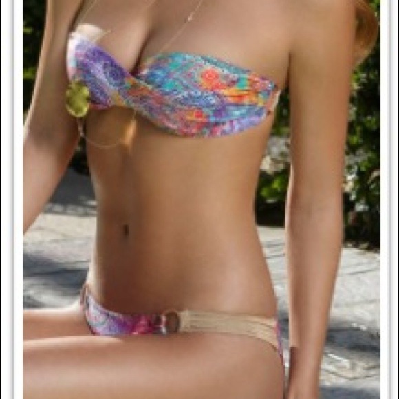 PilyQ Multicolor Bandeau Bikini & scrunch bottom