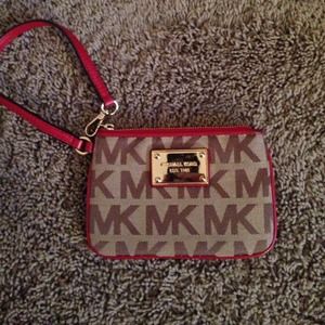 michael kors clutch