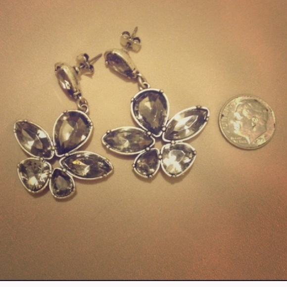 Earring and Stackable Ring Trio - Picture 3 of 3