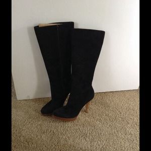 Black suede heeled boots