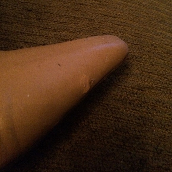 Fabulous Gucci camel leather booties. 8.5 B - Picture 4 of 4