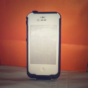 Lifeproof iPhone 4 case