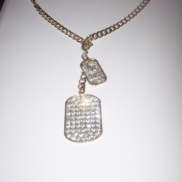 $10 4th of July sale! Beautiful bling necklace.