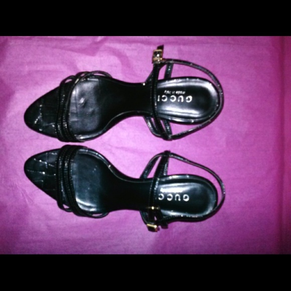 Gucci strappy heels shoes size 7