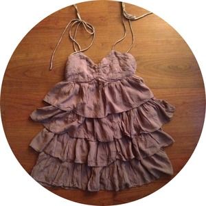 H&M Light brown/tan short ruffle dress with ties