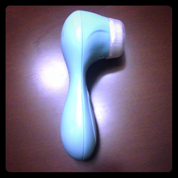 Clarisonic Pro NWOT