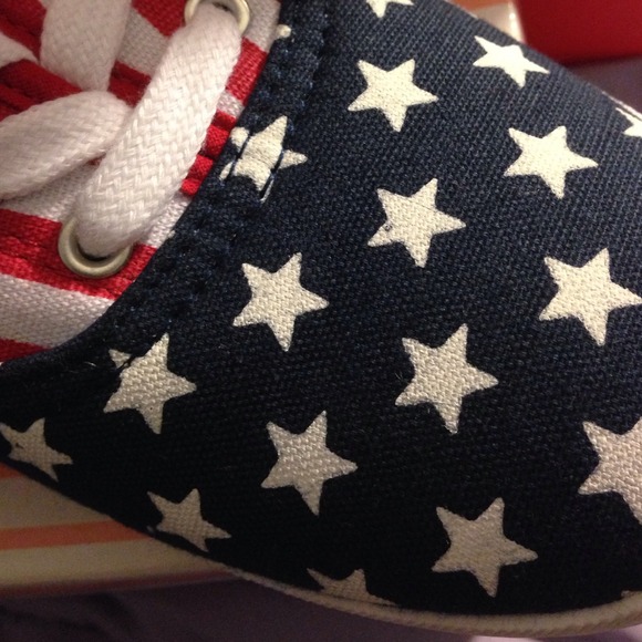 SOLD - Picture 2 of 3