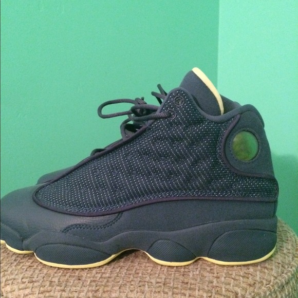 Air Jordan 13 Squadron Blue