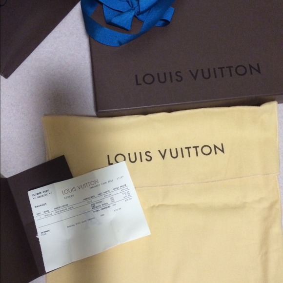95% new Louis Vuitton - Picture 2 of 4