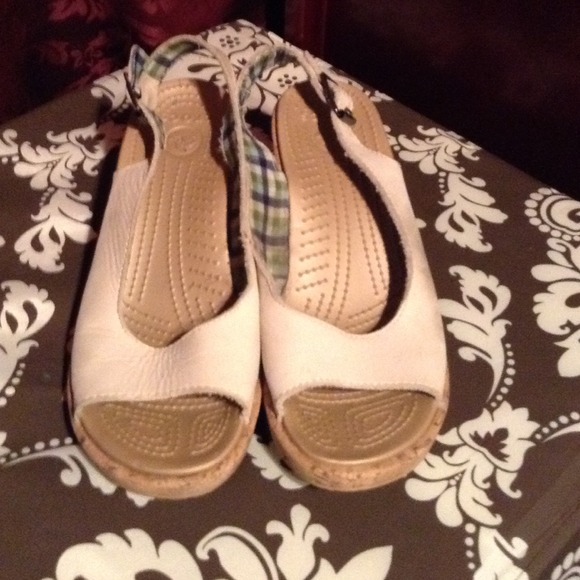 Croc Wedges